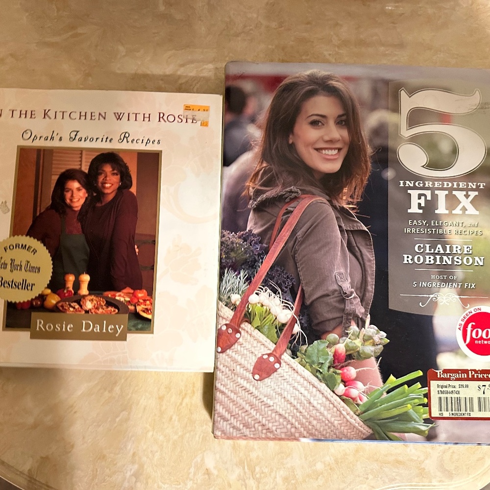 Cookbook Lot || (2) Hardcovers || Oprah & Claire Robinson || Like New